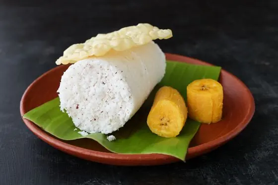 Puttu with kadala curry