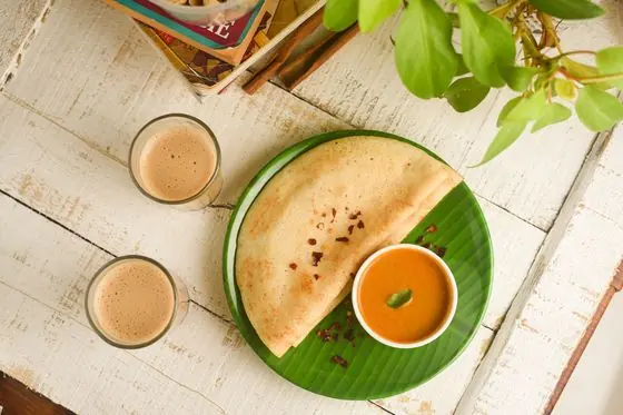 Dosa with chutney and sambar